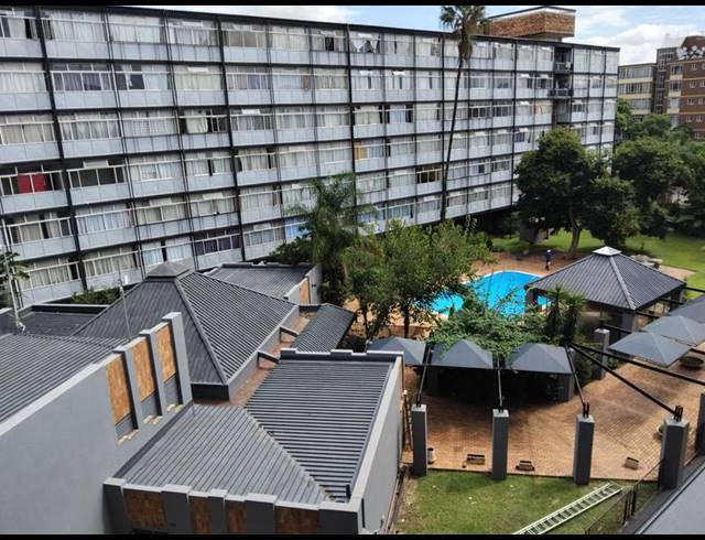 2 BEDROOM APARTMENT FOR SALE IN MUCKLENEUK